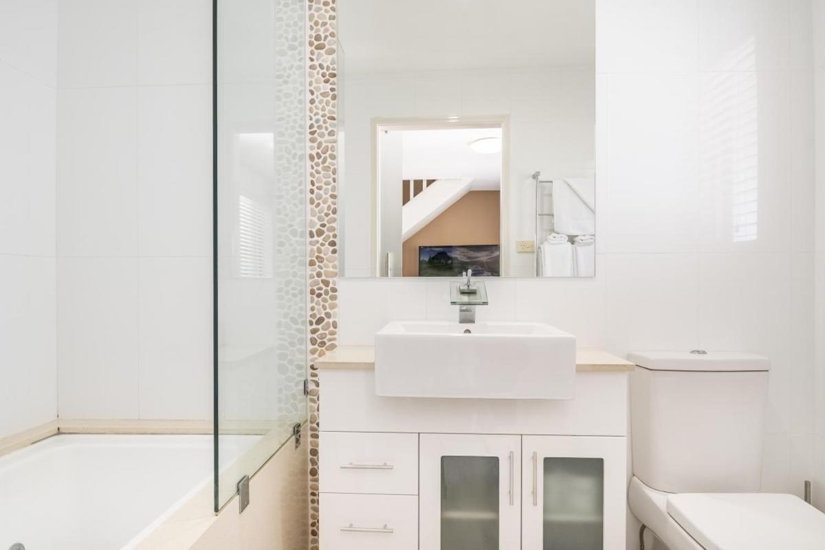 Byron Central Apartments Byron Bay Luaran gambar